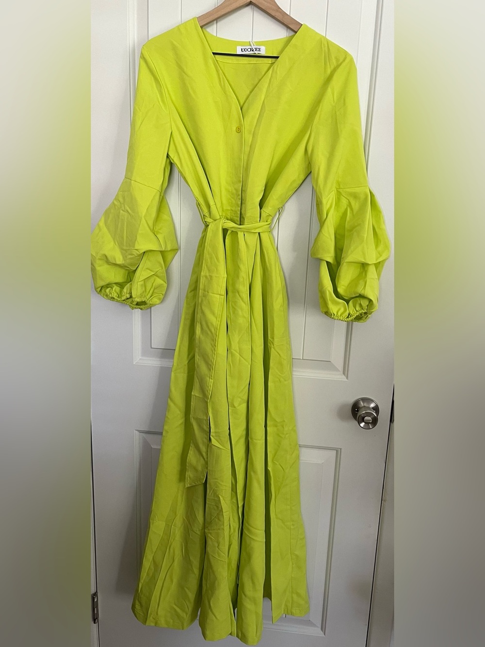 NWT UOOZEE Neon Chartreuse Balloon Sleeve Belted Maxi Dress Large